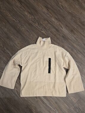 Banana Republic Cream Turtleneck Sweater